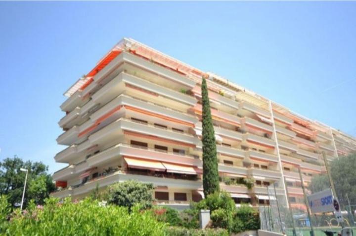 Residences Fleuries - Behind Cannes Croisette Bvd Exterior photo